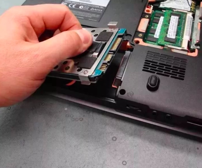 Замена жесткого диска на ноутбуке Академическая метро Москвы